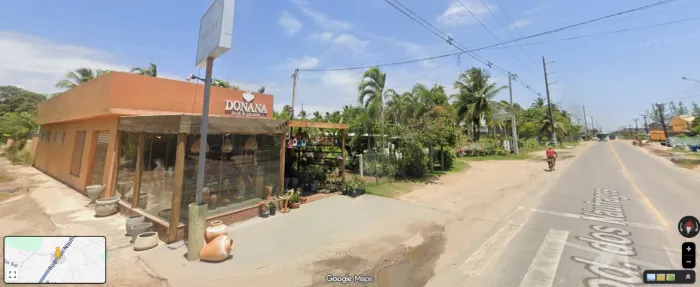 Comércio na Rod. dos Náufragos, perto do Shopping Praia Sul
