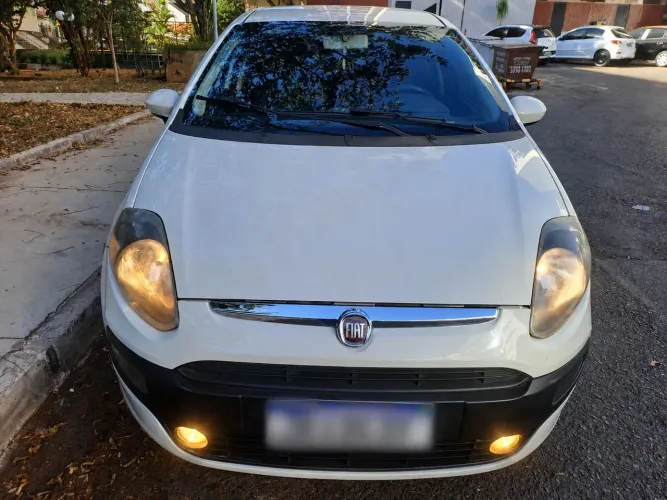 Fiat Punto Attractive Italia 1.4 F.flex 8V 5P 2013