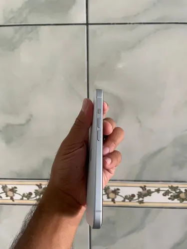 Vendo iPhone 15 128gb