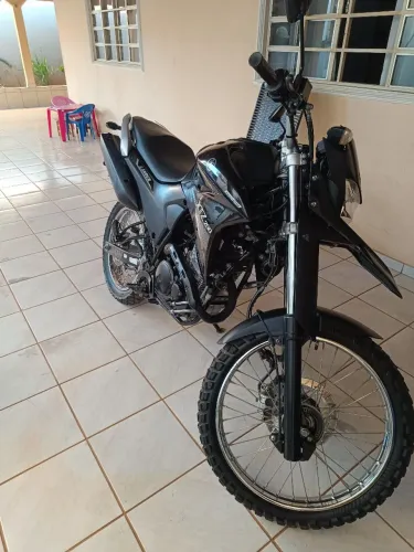 Lander 250 ano 2022