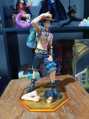 Portgas D. Ace 10th P.O.P megahouse one piece 