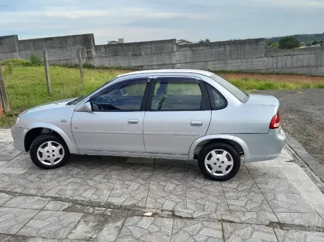 Chevrolet Classic Life/ls 1.0 VHC Flexp. 4P 2011