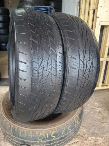 Par de pneus 215/60/17 Continental