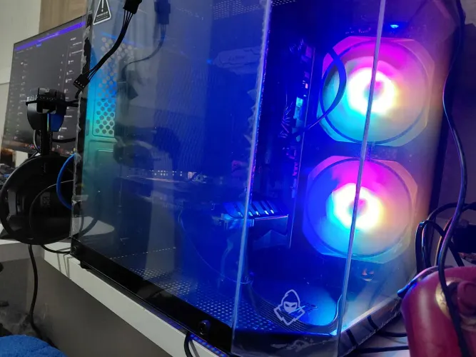 PC Gamer RX 6600M 8GB | Xeon E5-2697A V4 (16C/32T) | 24GB RAM | SSD 512GB