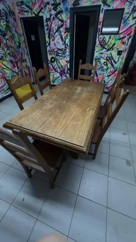 Mesa de Jantar Madeira Maçica com 6 cadeiras