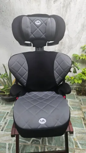 Cadeirinha tutti baby 15 a 36 kg