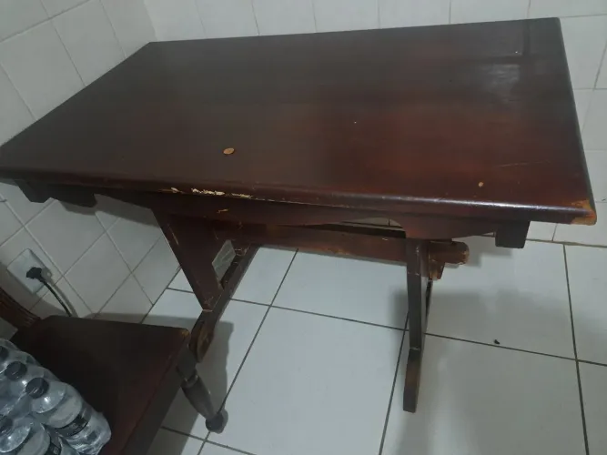 Vende se ou troca por poltronas ou arara
