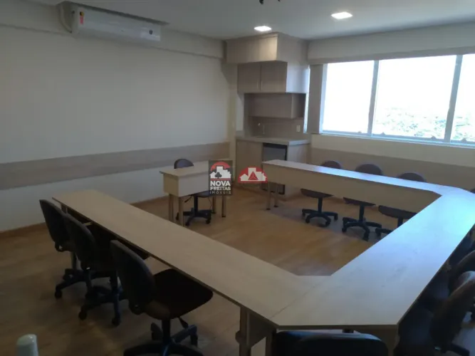 Comercial Sala em condomínio em Taubaté