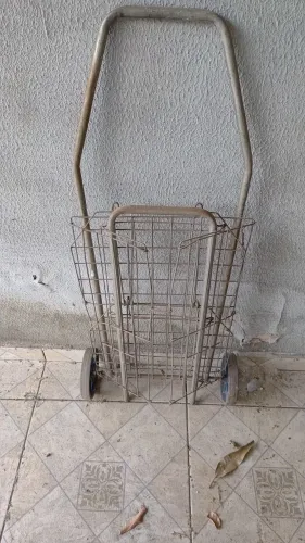 Carinho de feira