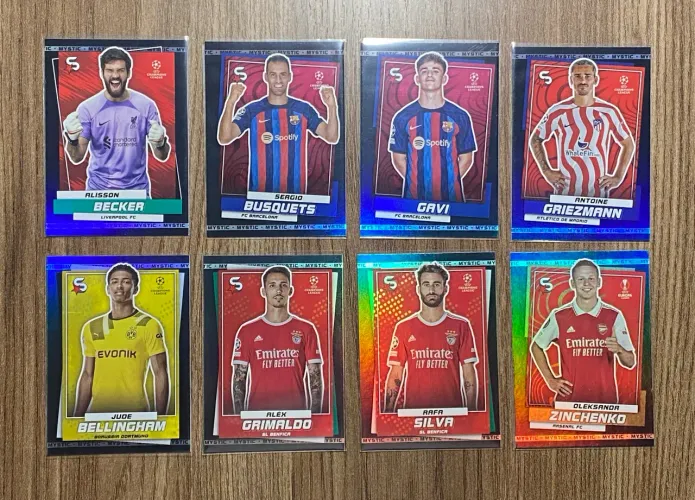 Lote de 8 Cards paralelos MYSTIC - Topps Superstars 22/23