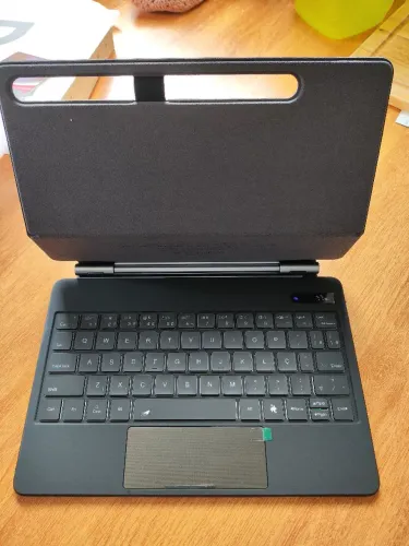 ? OFERTA ESPECIAL - CAPA COM TECLADO MAGNÉTICO PARA TABLET SAMSUNG! ?