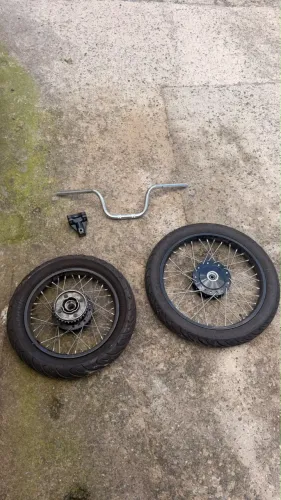 PEÇAS DE MOTO