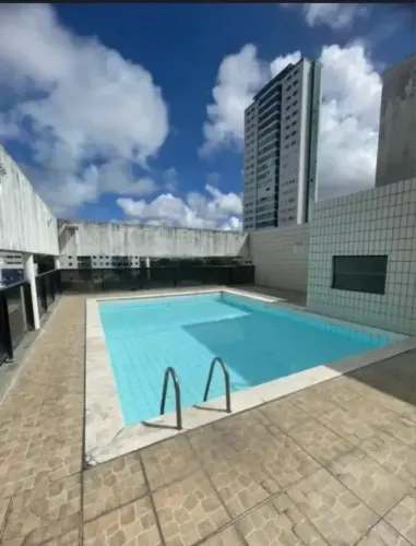 APARTAMENTO EM BOA VIAGEM. OTIMA LOCALIZAÇAO