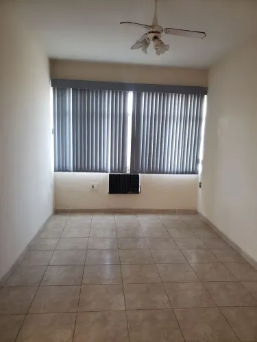 Apartamento Vila Valqueire 150 metros da Praça c/ o proprietário