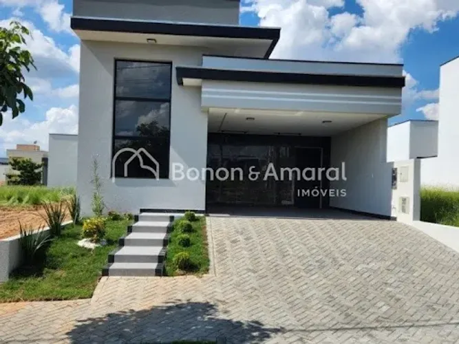 Casa nova com 3 quartos em condominio fechado