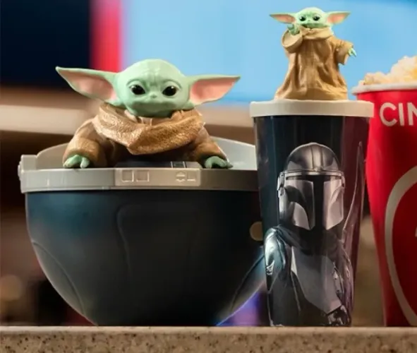 Super Combo Balde e Copo Grogu Cinemark Oficial Star Wars: O Mandaloriano e Grogu