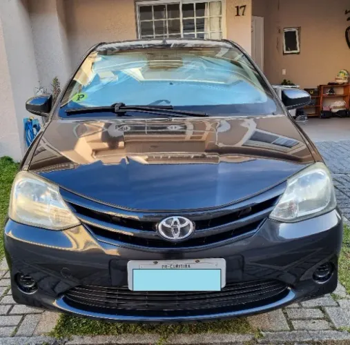 Toyota Etios X 1.3 Flex 16V 5P Mec. 2014