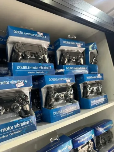 Controle para PS4 novo laceado 