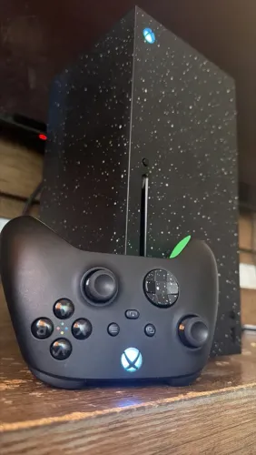 Xbox series X GALAXY 2T. Recebo seu console na troca.