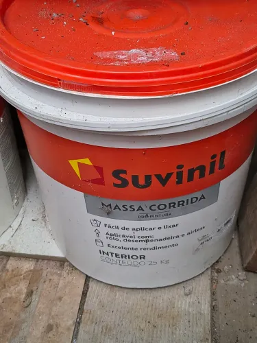 Massa corrida, acrílica e selador