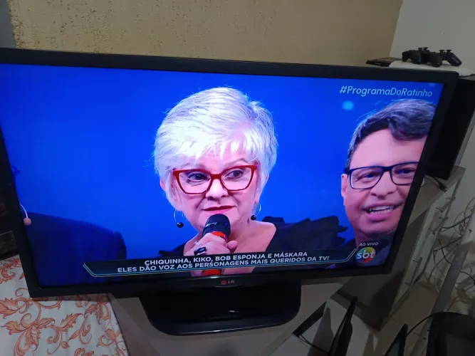 Tv LG de 32 polegadas não e smart