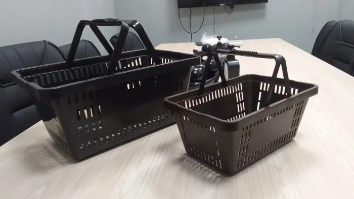 Cestinhas de compras plásticas PRETO