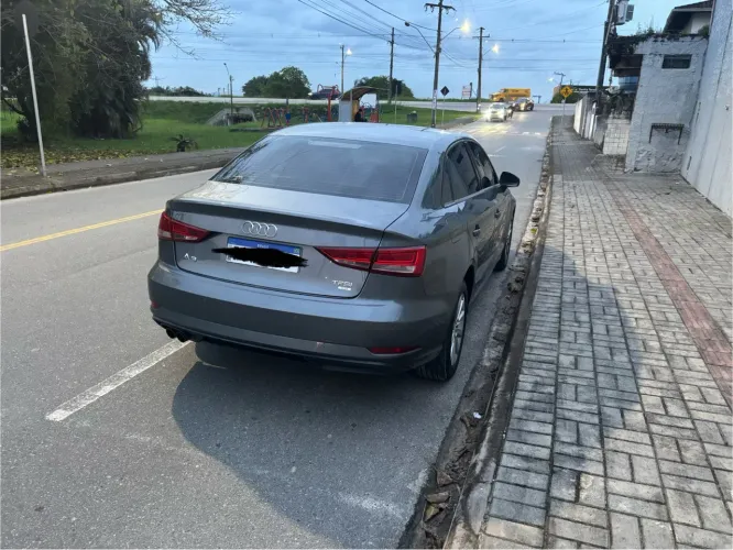 Audi A3 Sedan 1.4 TFSI Flex Tiptronic 4P 2017