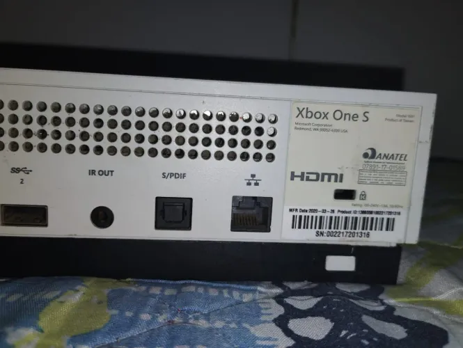 Xbox one S + controle