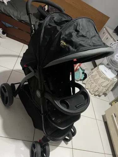Carrinho de Bebê + Bebê Conforto Cosco - Semi Novo