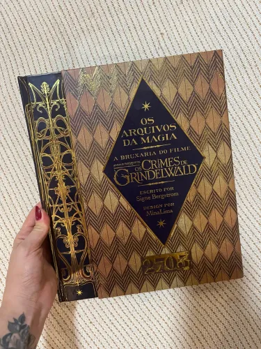 Livros OS ARQUIVOS DA MAGIA - ANIMAIS FANTÁSTICOS - Signe Bergstrom