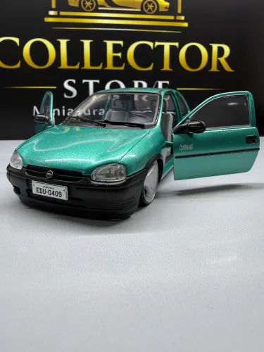 Miniatura Corsa Wind customizada escala 1:24 
