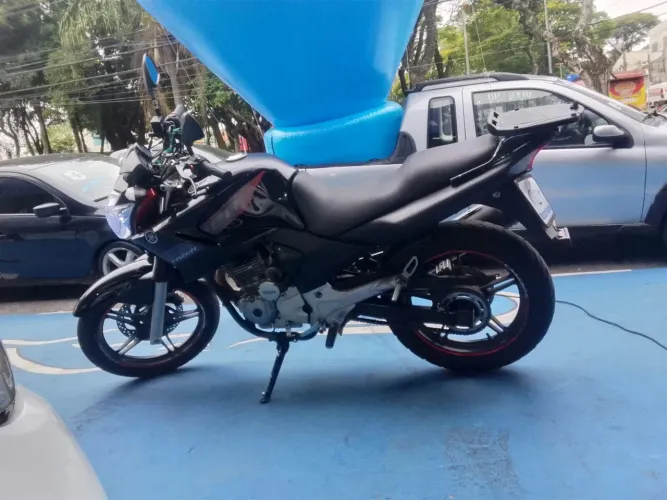 Fazer 250 cc