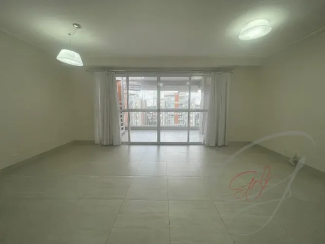 Cobertura à venda na Vila São Francisco, Condomínio Acácia 4 dormitórios, 3 vagas cobertas