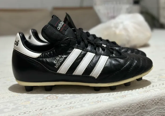 Chuteira Adidas Copa Mundial Campo