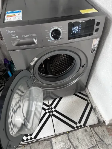 Máquina de Lavar Midea Inverter Smart 11 kg - Excelente Estado
