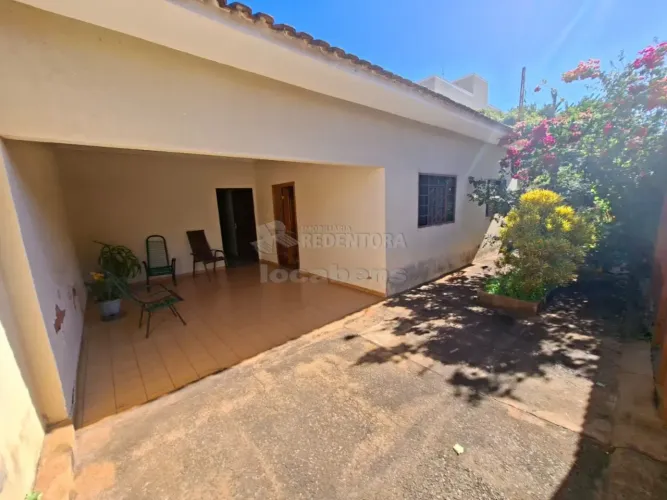 Excelente casa de 3 dormitórios + edícula no Parque Estoril