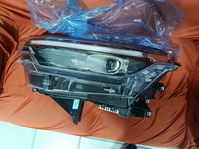 Farol s10 trailblazer 2025 a 2027