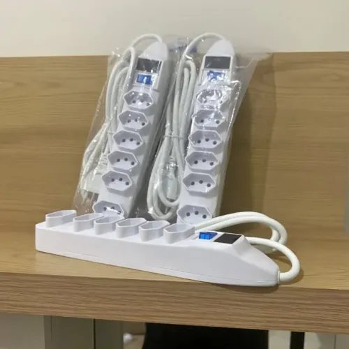 Extensão Elétrica 6 Tomadas com Filtro de Linha e Interruptor Cobre Puro