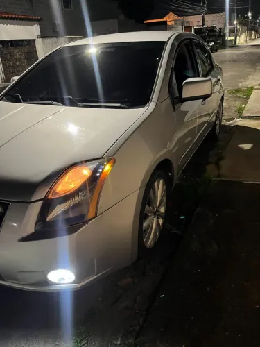 Nissan Sentra S 2.0/ 2.0 Flex Fuel 16V Aut. 2010