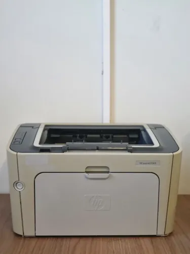 Impressora Hp LaserJet P1505 Função Única Monocromática USB Toner Novo 
