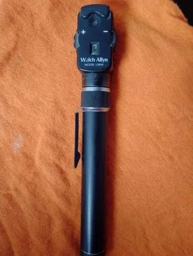Oftalmoscópio Profissional Welch Allyn Modelo 13010 - Original