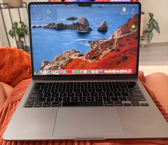 MacBook Air M2 2022 13,6? 8GB 256GB - Bateria 226 ciclos