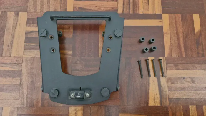 Suporte base de baú/bauleto Monokey para moto BMW G650 GS