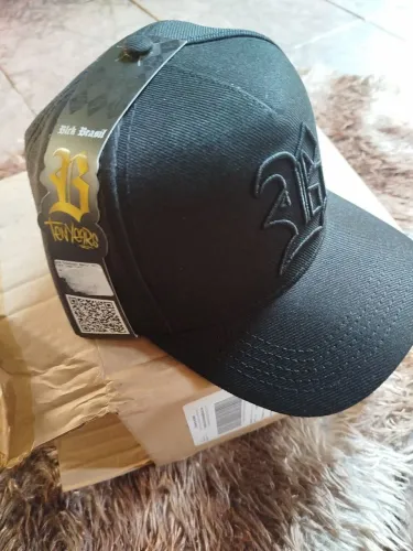 Boné Blck novo. 