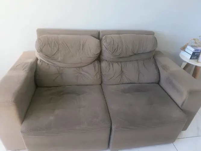 Vendo este rack e sofá 