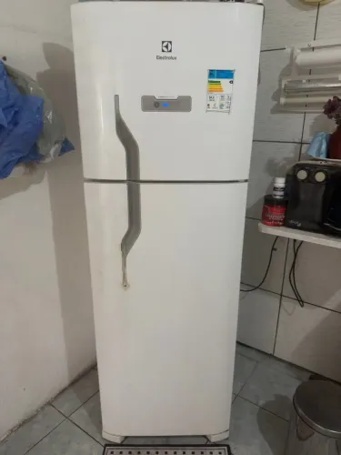 Geladeira Eletrolux duplex