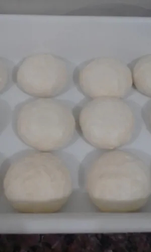 Massa de pizza pré assada 