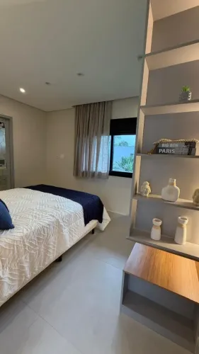 Sobrado para venda com 350 metros quadrados com 4 quartos em Riviera - Bertioga - SP
