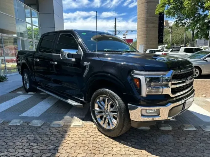 Ford F-150 Lariat 4X4 5.0 V8 2024