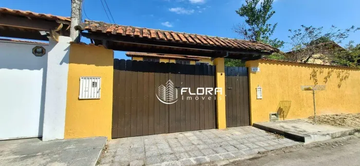 Casa com 3 dormitórios à venda, 233 m² por R$ 880.000,00 - Itaipu - Niterói/RJ